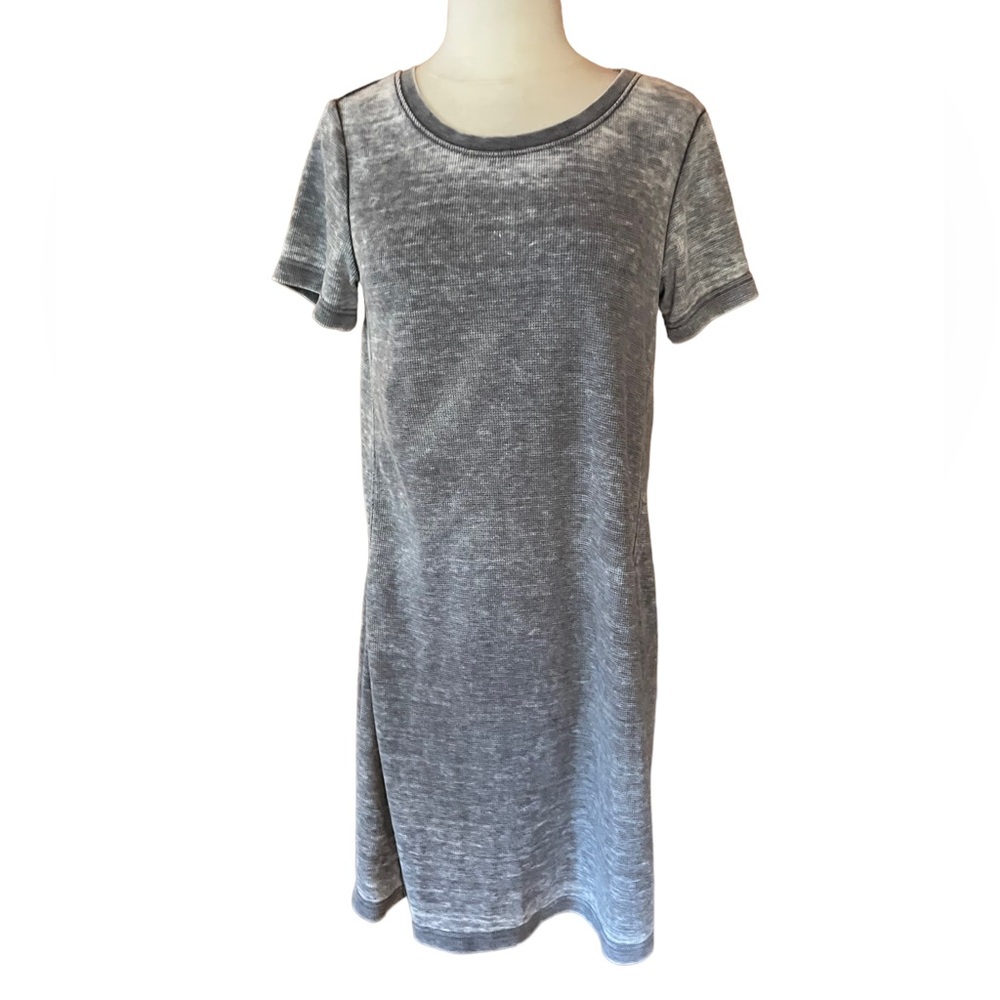 NWOT Jane & Delancey Distressed Gray, Henley T-Shirt Dress